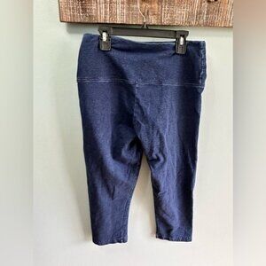 Legging Capri Navy Blue/ Jean denim stretch Size medium